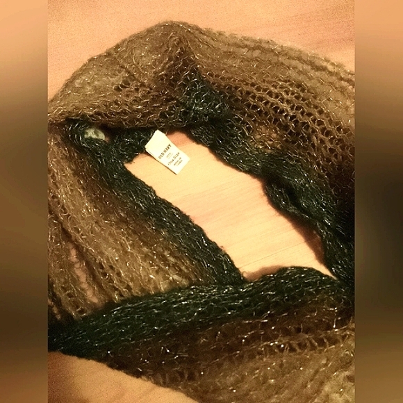 Infinity knit scarf - Picture 3 of 4